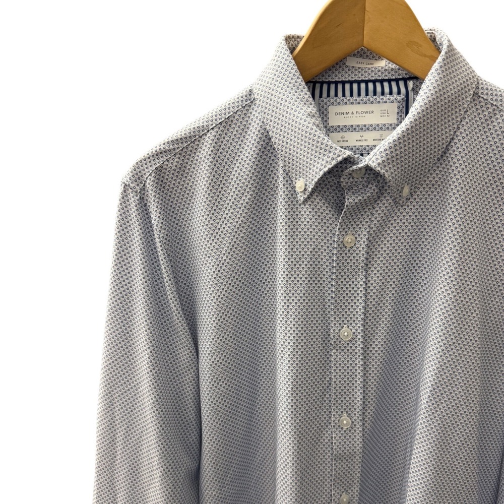 Denim & Flower Button Down Mens L Blue Excellent Geometric Performance Shirt